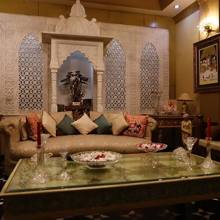 Aura Homestay Royal Villa جايبور المظهر الخارجي الصورة
