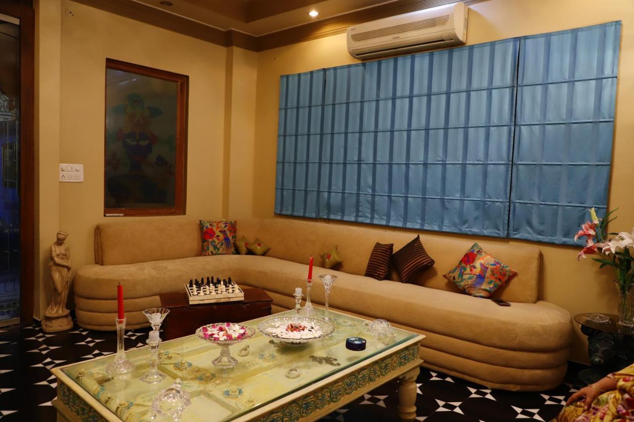 Aura Homestay Royal Villa جايبور المظهر الخارجي الصورة