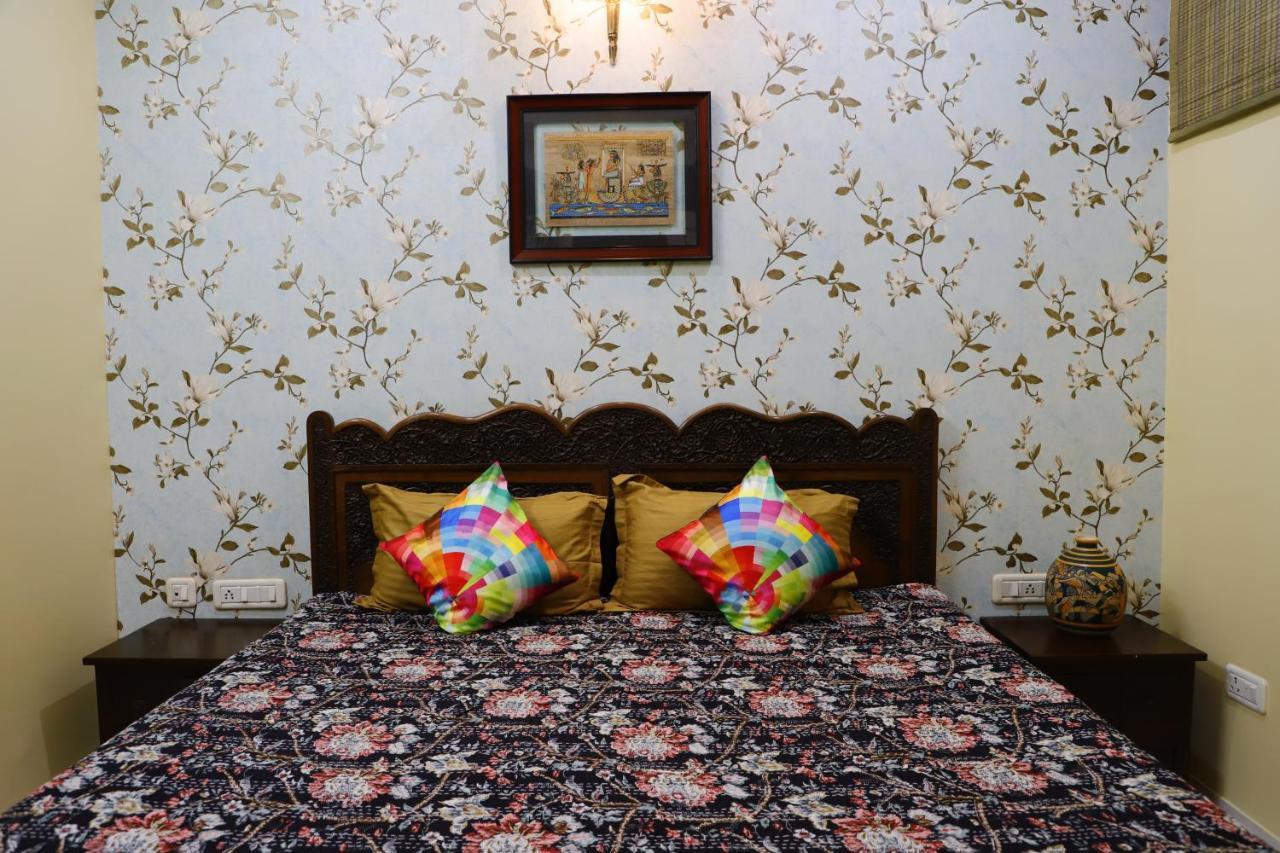 Aura Homestay Royal Villa جايبور المظهر الخارجي الصورة