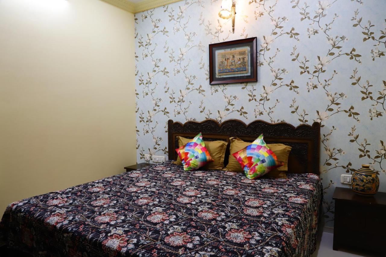 Aura Homestay Royal Villa جايبور المظهر الخارجي الصورة