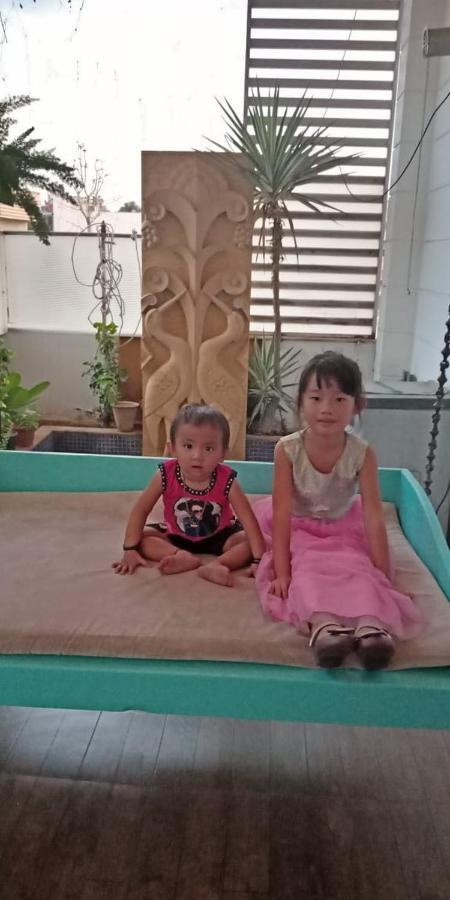 Aura Homestay Royal Villa جايبور المظهر الخارجي الصورة