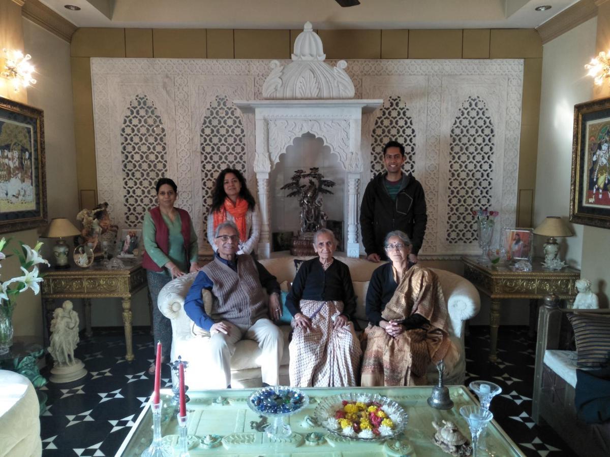 Aura Homestay Royal Villa جايبور المظهر الخارجي الصورة